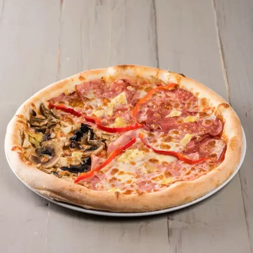 Alternative view of Pizza QUATTRO STAGIONE - gigant